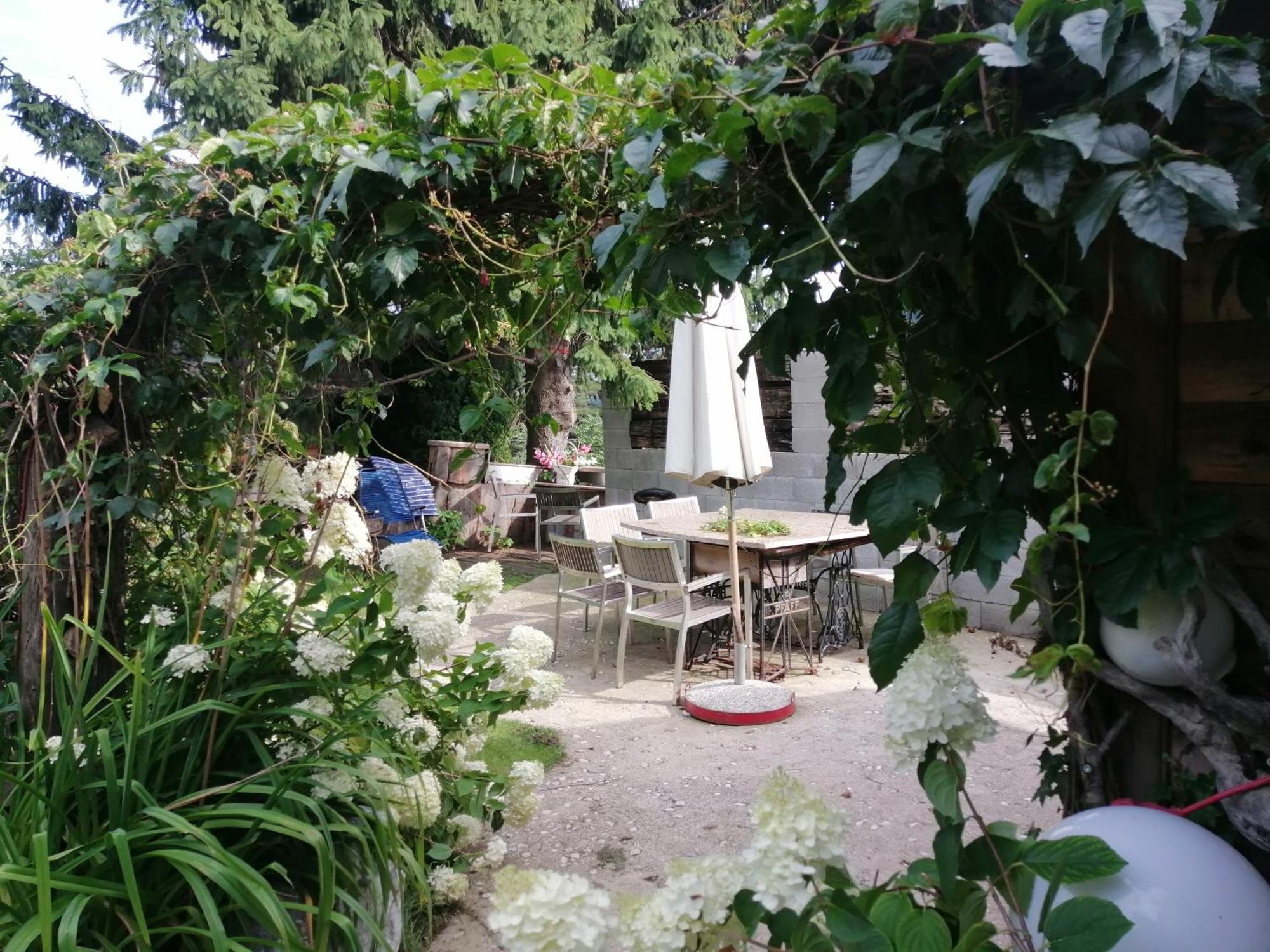 Apartma Zeus Jesenice Bagian luar foto