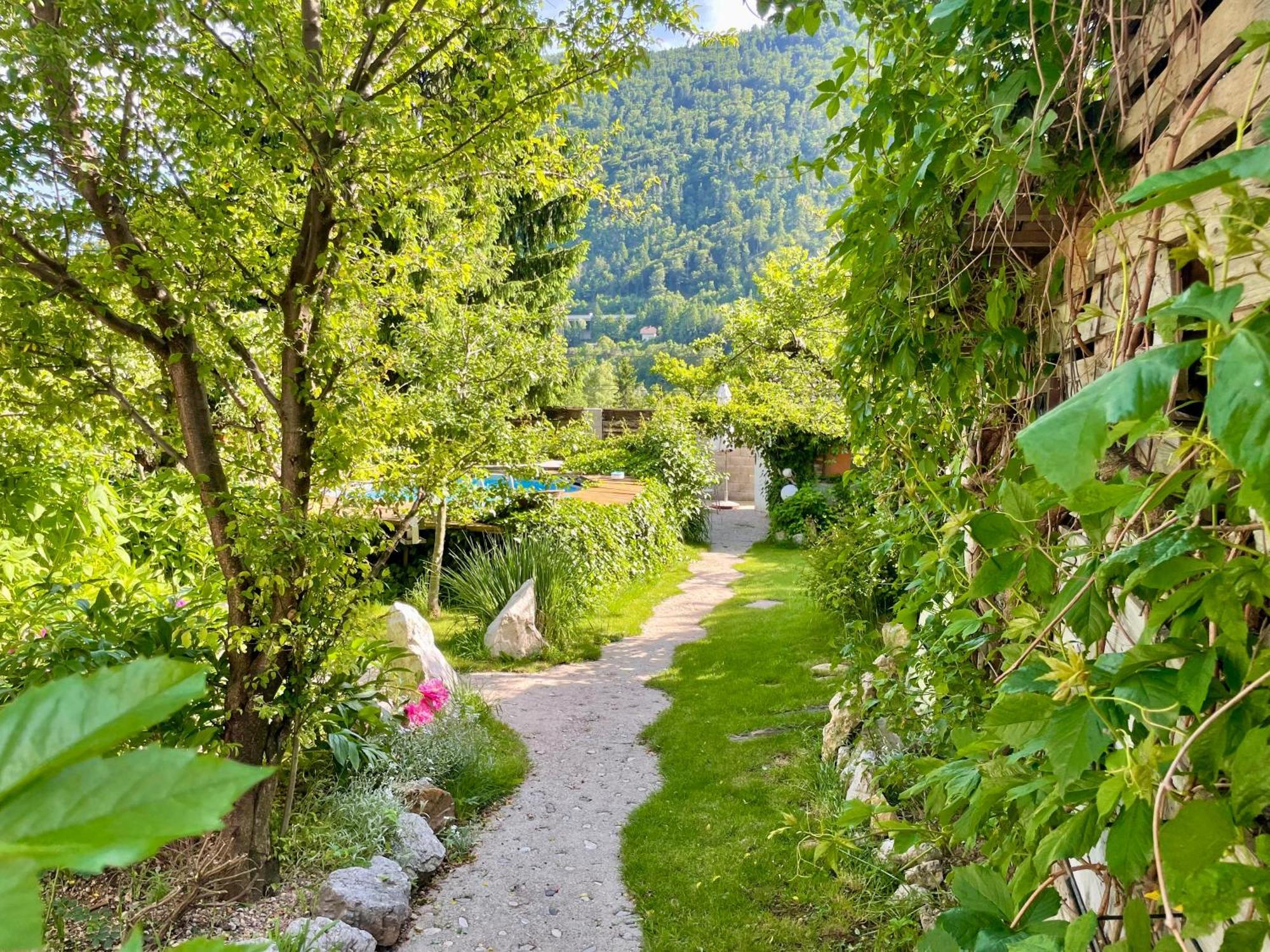 Apartma Zeus Jesenice Bagian luar foto